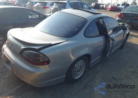 2000 Pontiac Grand Prix Gtp z USA, uszkodzony, nr VIN 1G2WR121XYF194934